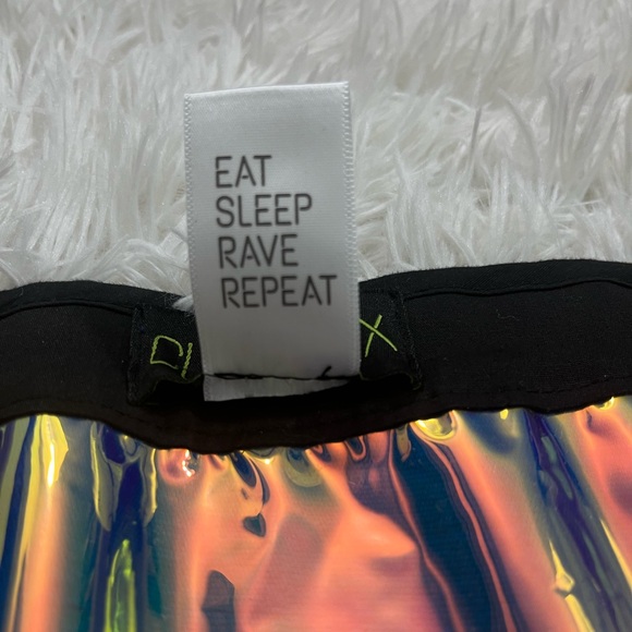 CLUB EXX Prismatic Empress Holographic Rainbow Snake Print Vinyl PVC Skirt XXL - Picture 9 of 9